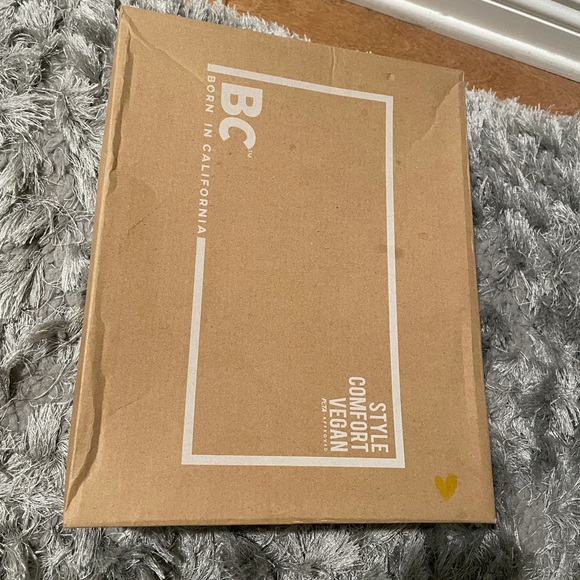 BC(born in california)vegan booties PETA approved - Picture 4 of 4